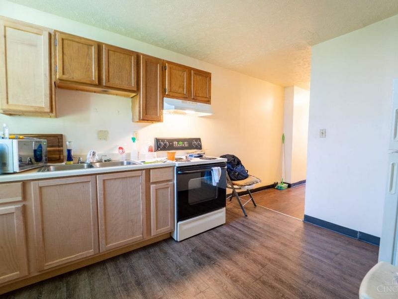 2152 Staebler Street, Cincinnati, OH 45204 Photo 6