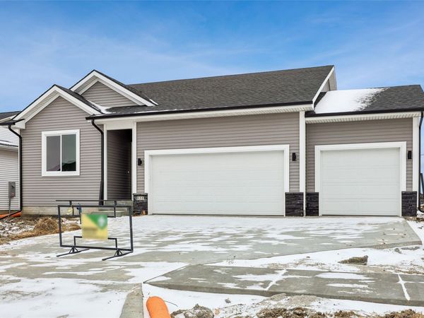 631 Fremont Avenue, Ames, IA 50014