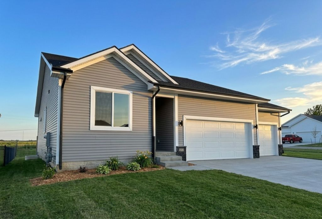 631 Fremont Avenue Ames, IA 50014