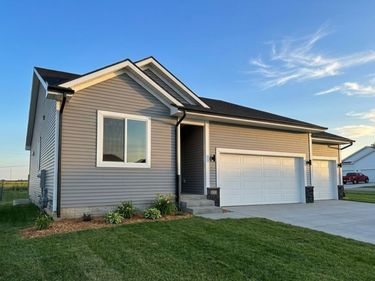 631 Fremont Avenue, Ames, IA 50014