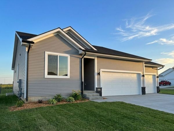 631 Fremont Avenue, Ames, IA 50014