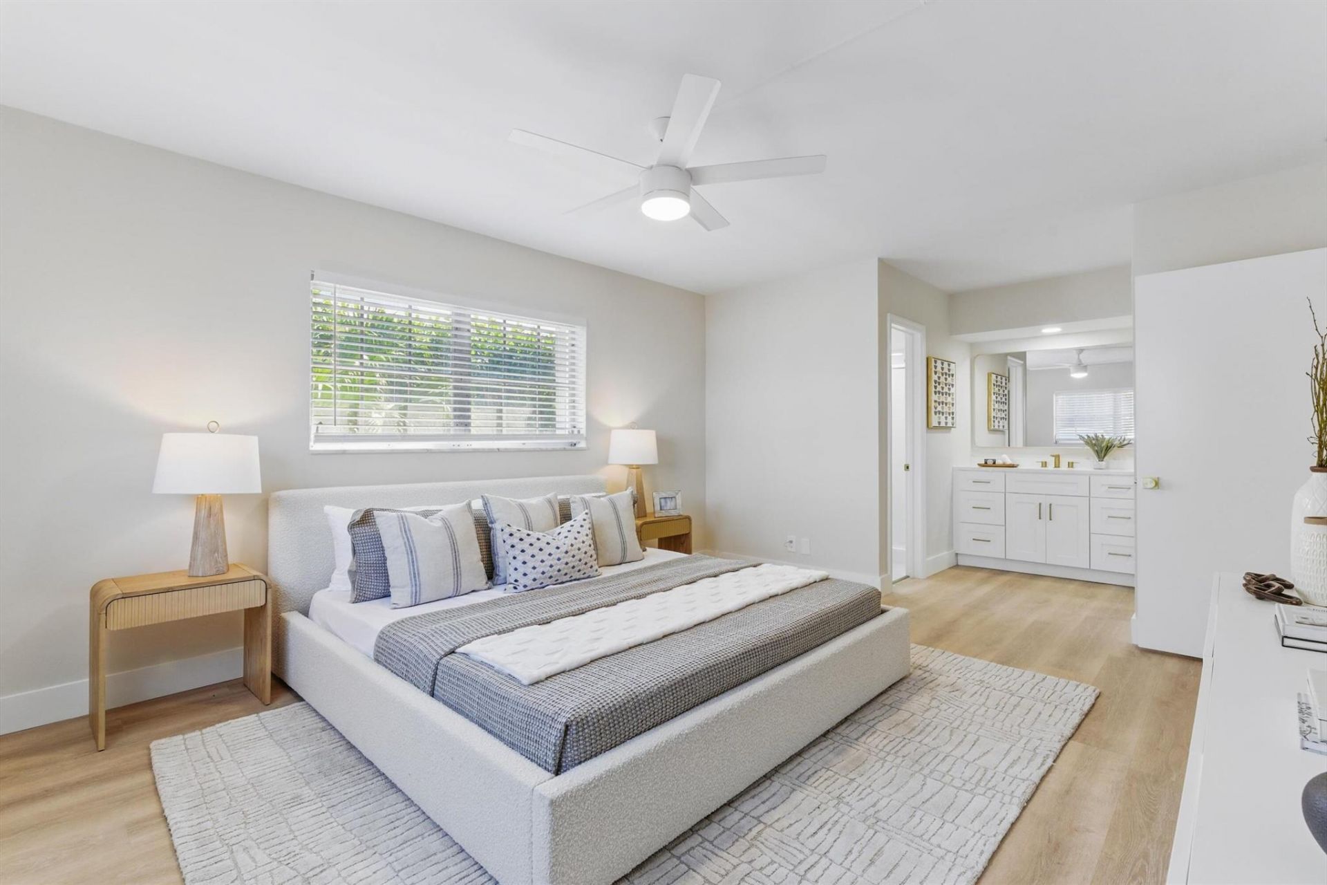 315 Venetian Drive, Unit 2, Delray Beach, FL 33483 Photo