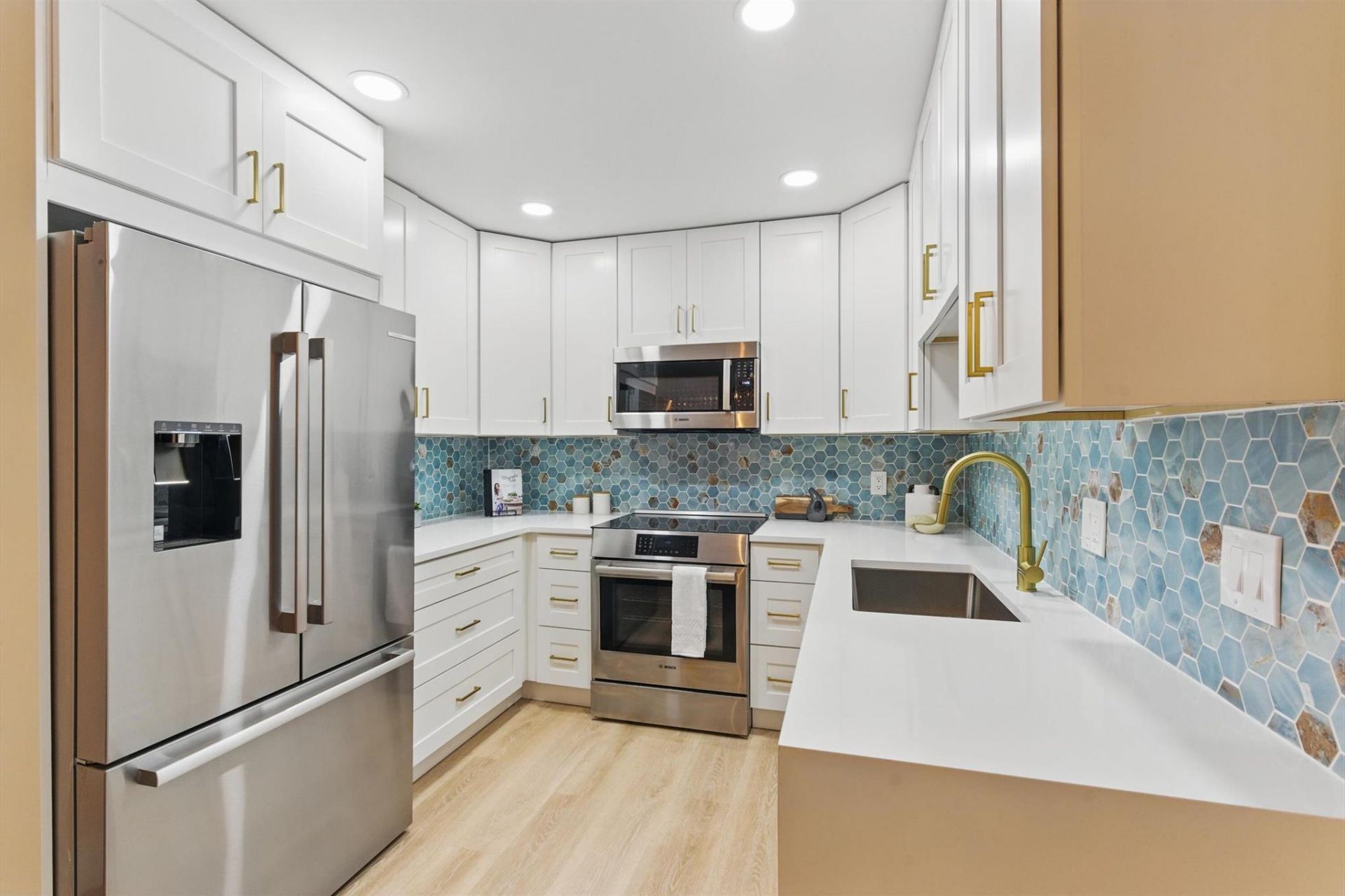 315 Venetian Drive, Unit 2, Delray Beach, FL 33483 Photo