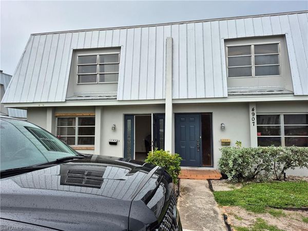 4907 Catalina DR, Unit 45, NAPLES, FL 34112