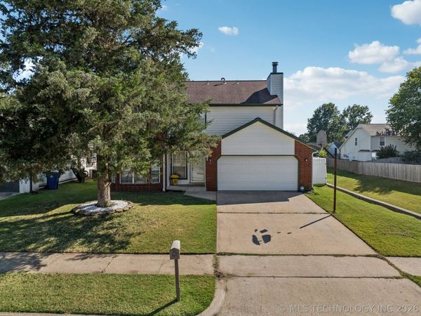 4441 W Queens Street, Broken Arrow, OK 74012