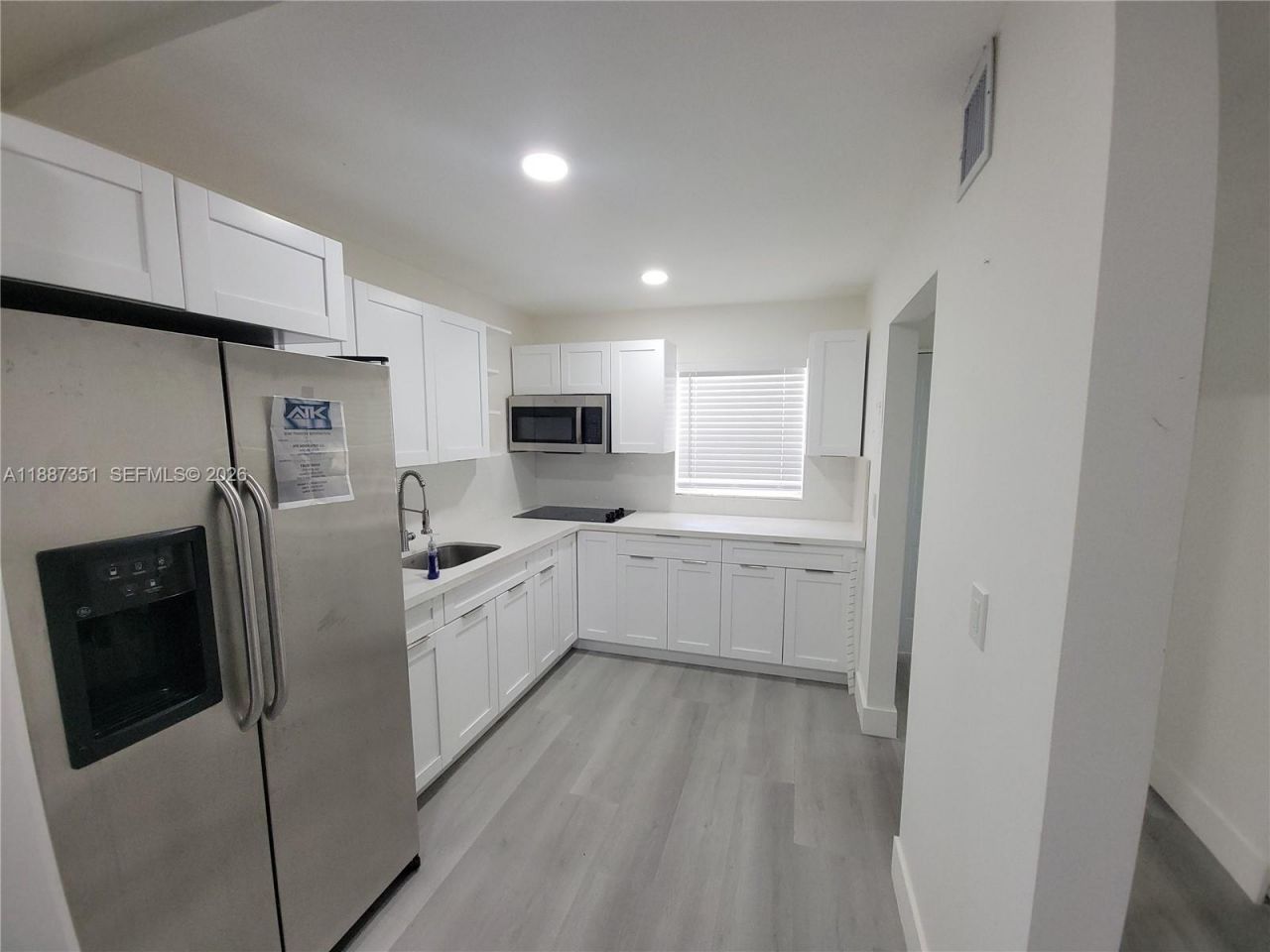 3090 NW 46th Ave, Unit 112C, Lauderdale Lakes, FL 33313 Photo