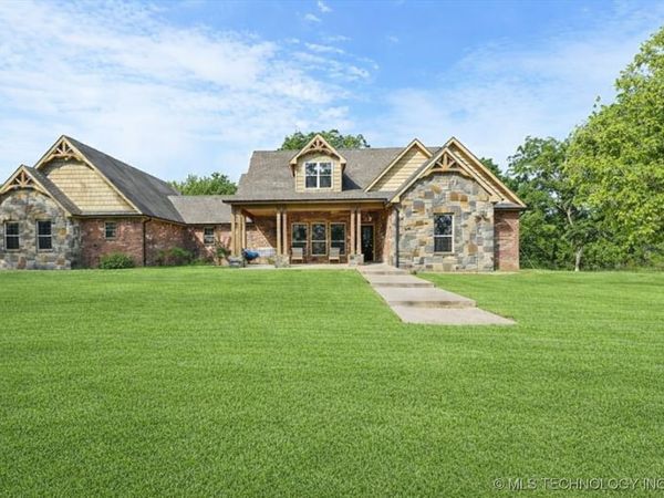121 Quanah Road, Fort Gibson, OK 74434