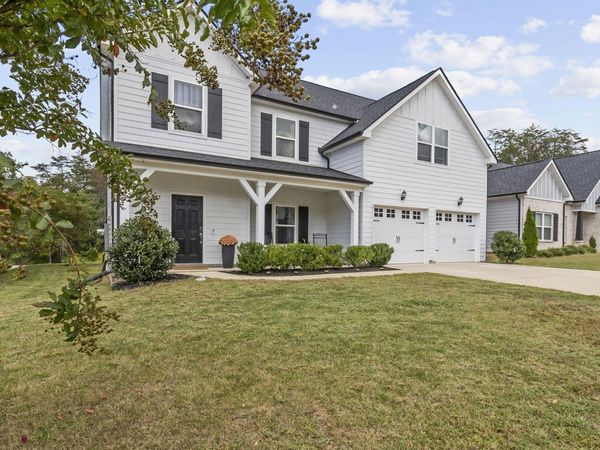 6508 Satjanon Drive, Ooltewah, TN 37363