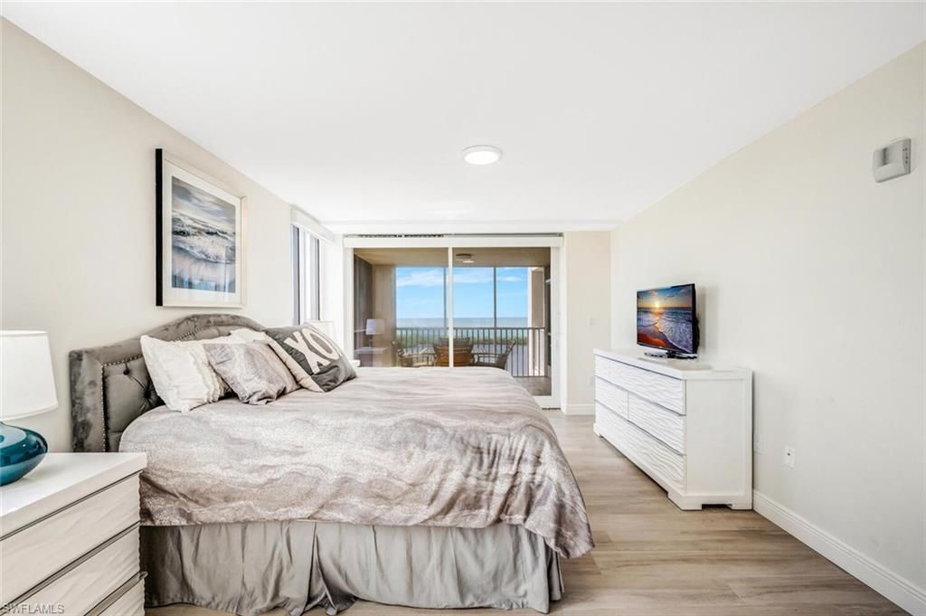 6849 Grenadier Blvd, Unit 1704, Naples, FL 34108 Photo