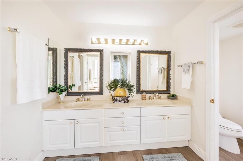 6849 Grenadier Blvd, Unit 1704, Naples, FL 34108 Photo