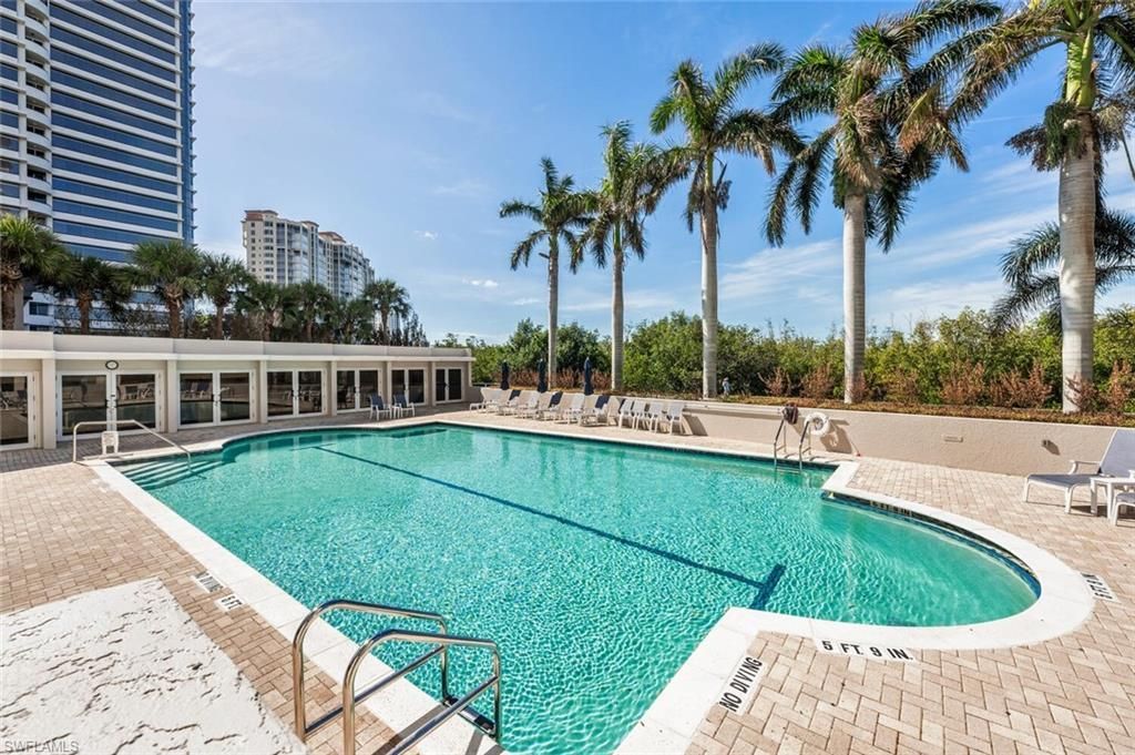 6849 Grenadier Blvd, Unit 1704, Naples, FL 34108 Photo
