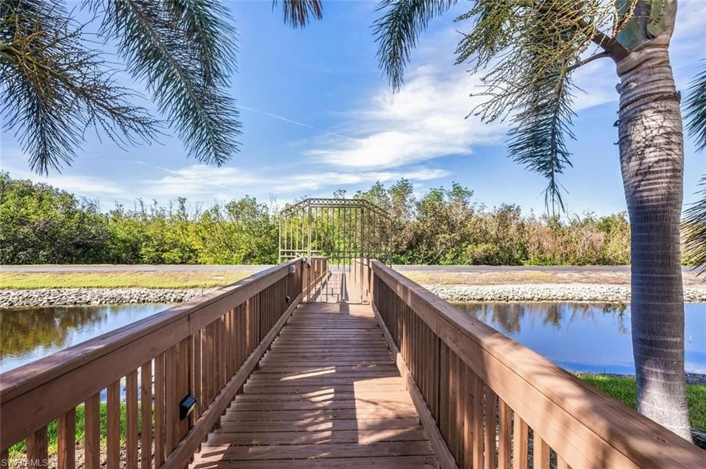 6849 Grenadier Blvd, Unit 1704, Naples, FL 34108 Photo