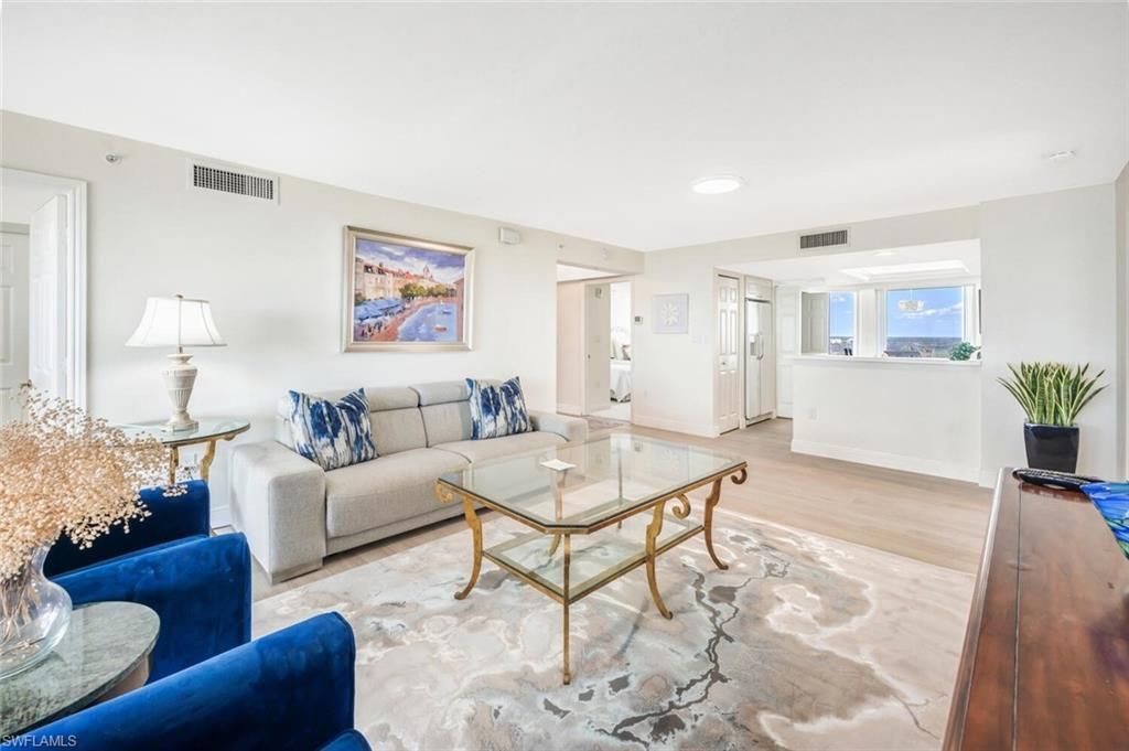 6849 Grenadier Blvd, Unit 1704, Naples, FL 34108 Photo