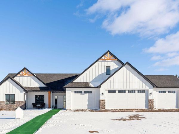 17984 Taconite Street NE, Ham Lake, MN 55304
