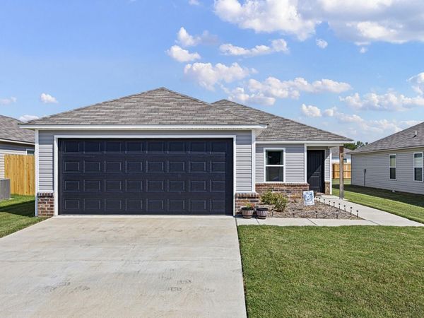 8 Candlelight Drive, Conway, AR 72032