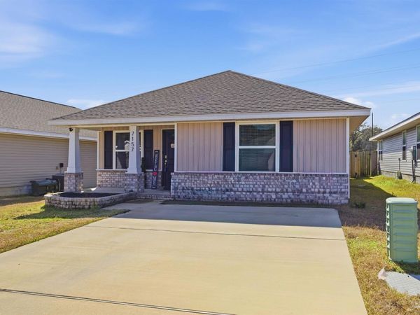 7157 Sonny Dr, Pensacola, FL 32504