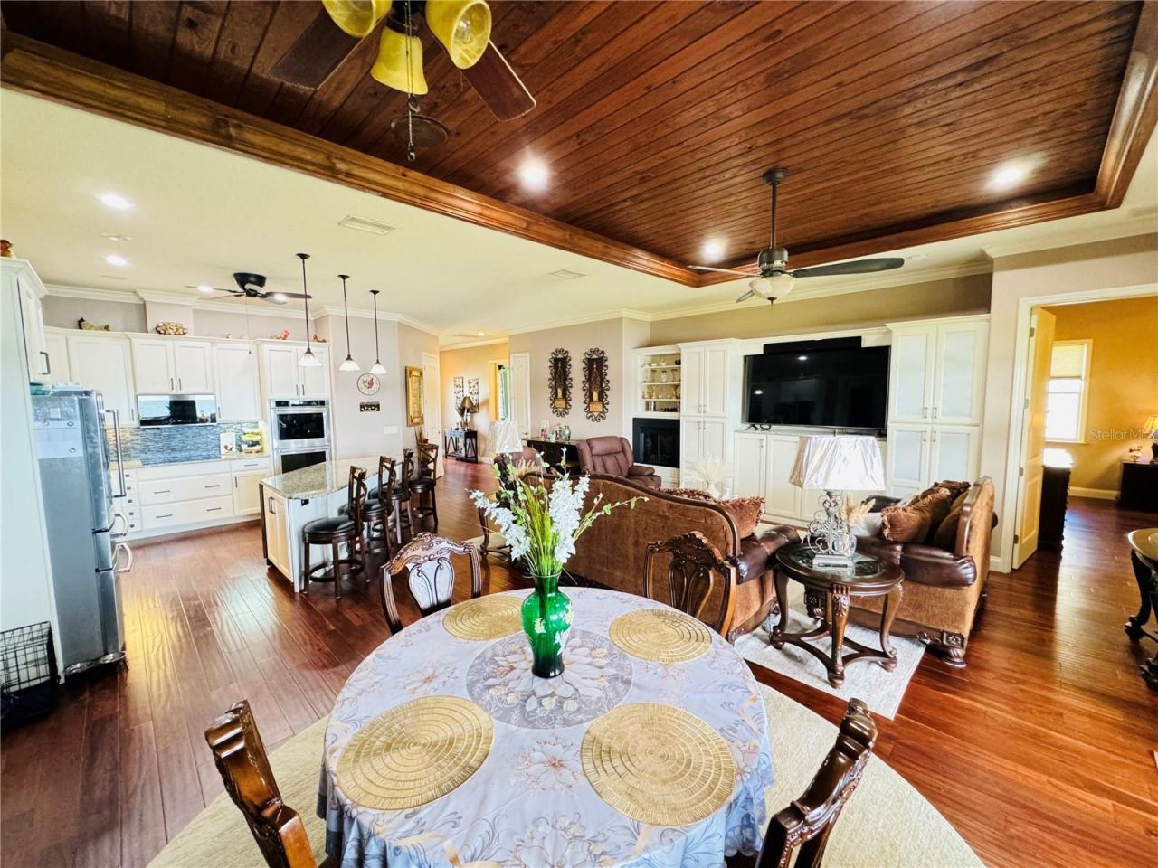 656 Meandering Way, Polk City, FL 33868 Photo