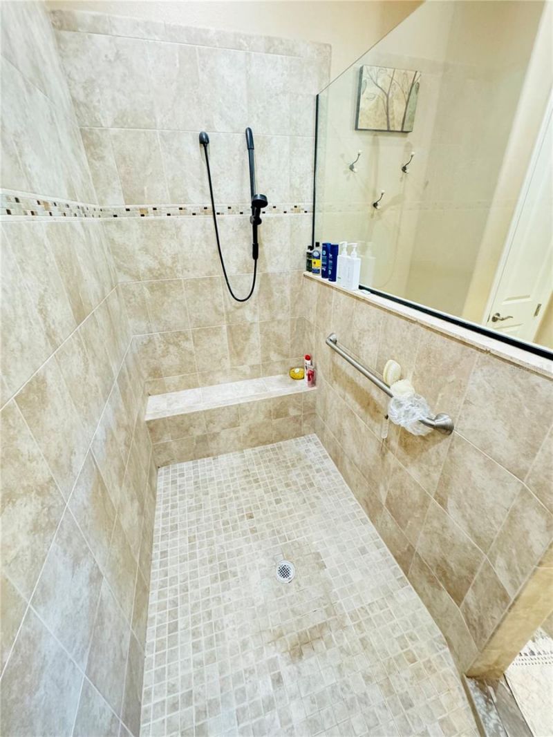 656 Meandering Way, Polk City, FL 33868 Photo