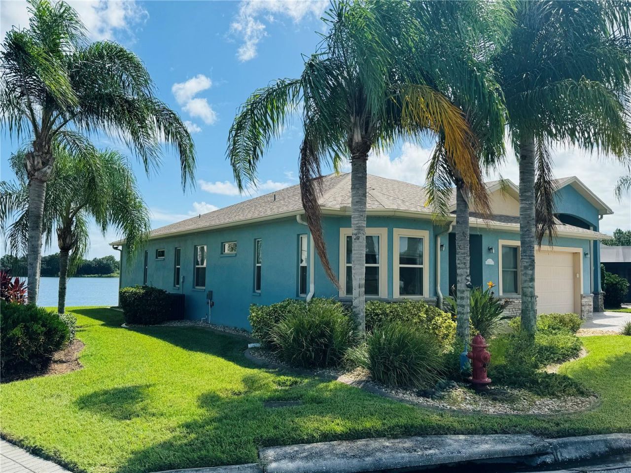 656 Meandering Way, Polk City, FL 33868 Photo