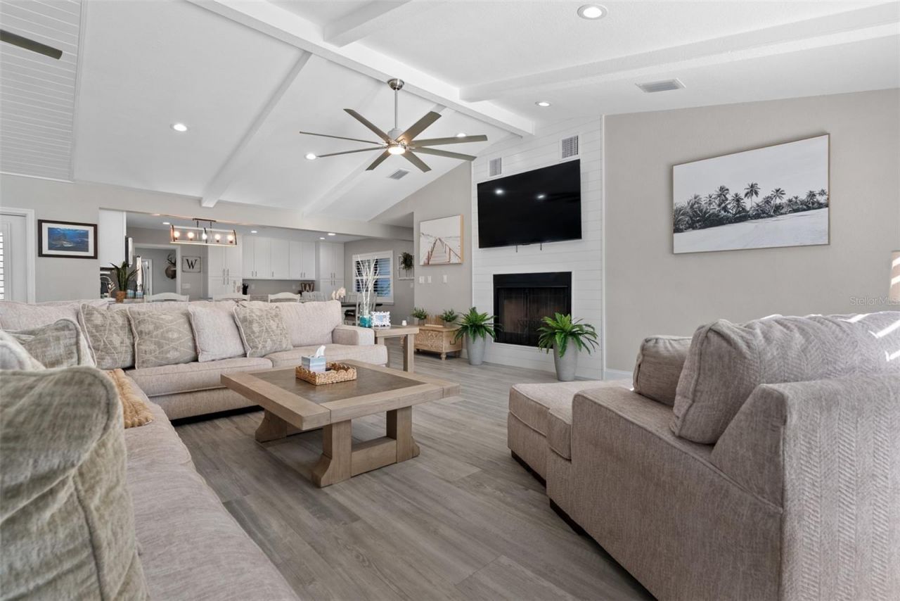 3422 W Shell Point Road, Ruskin, FL 33570 Photo