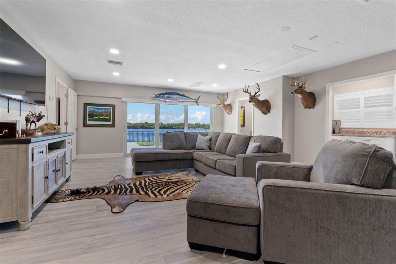 3422 W Shell Point Road, Ruskin, FL 33570 Photo