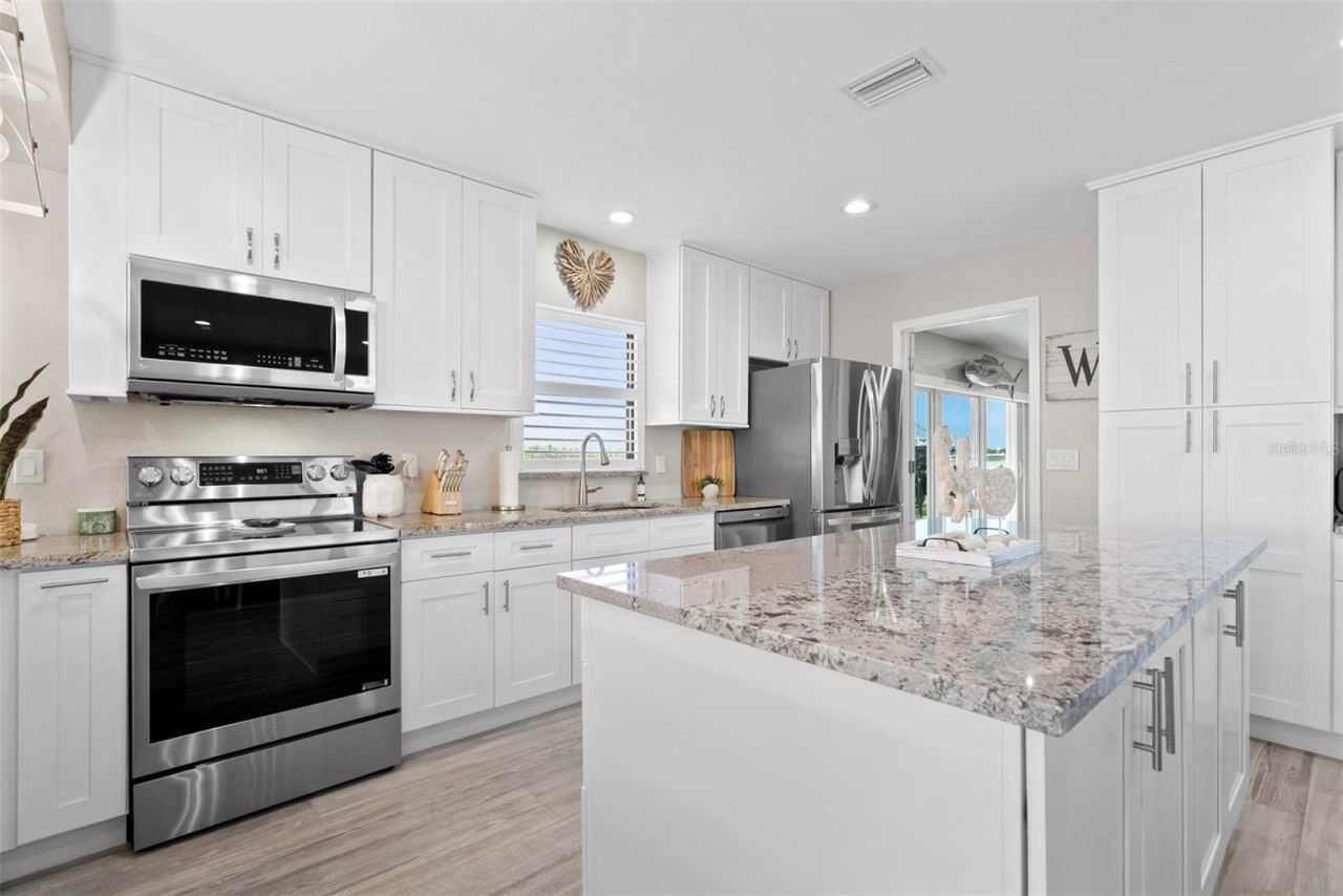 3422 W Shell Point Road, Ruskin, FL 33570 Photo