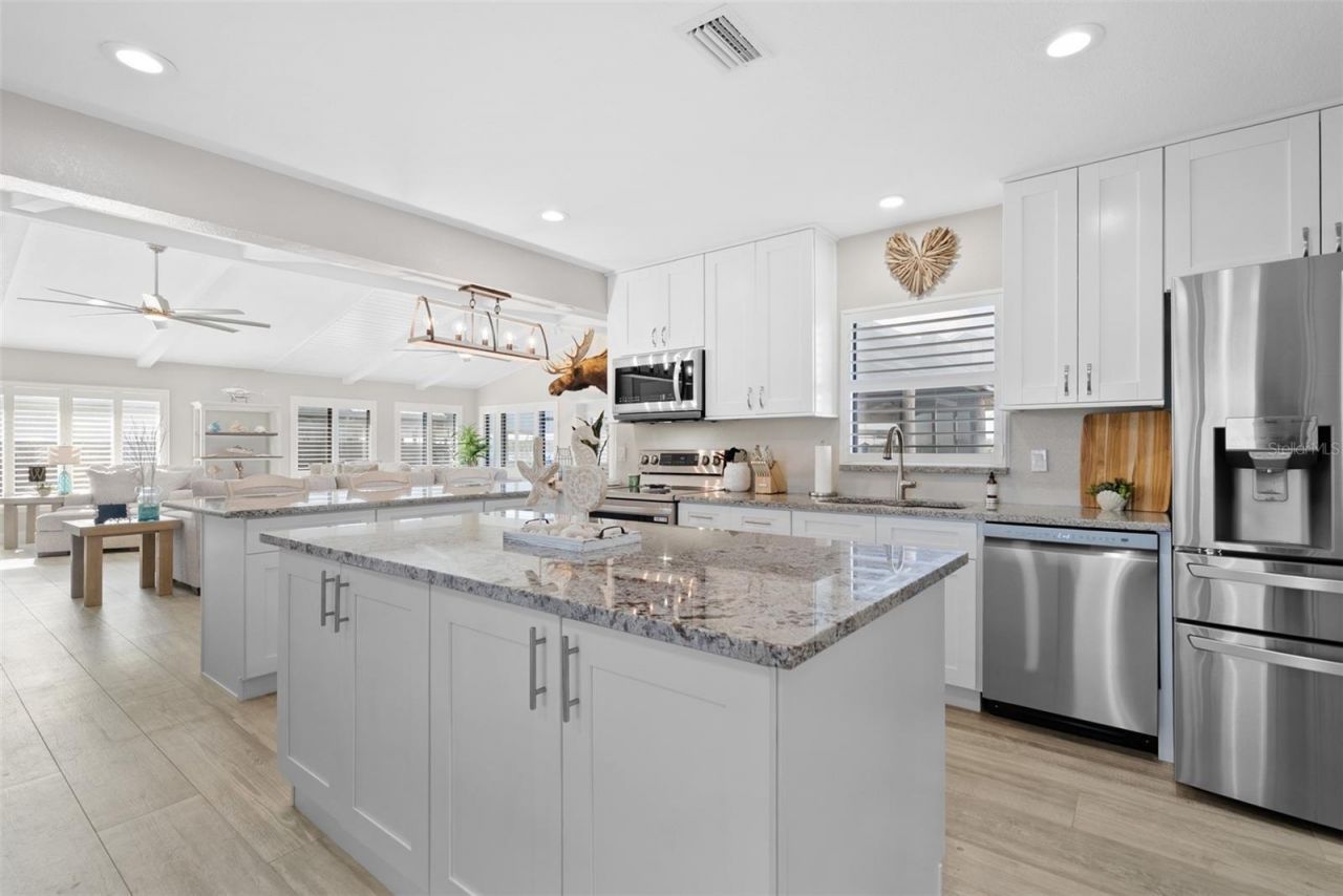 3422 W Shell Point Road, Ruskin, FL 33570 Photo