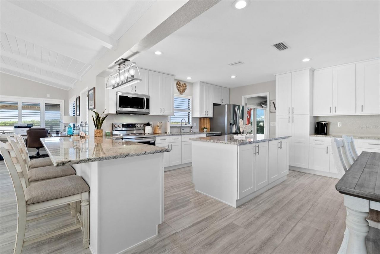 3422 W Shell Point Road, Ruskin, FL 33570 Photo