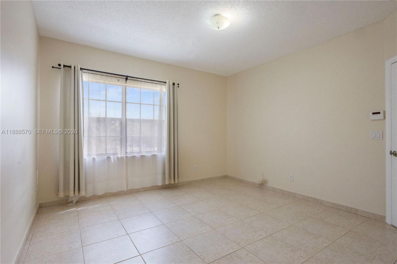16111 NE Emerald Cove Rd, Unit 16111, Weston, FL 33331 Photo