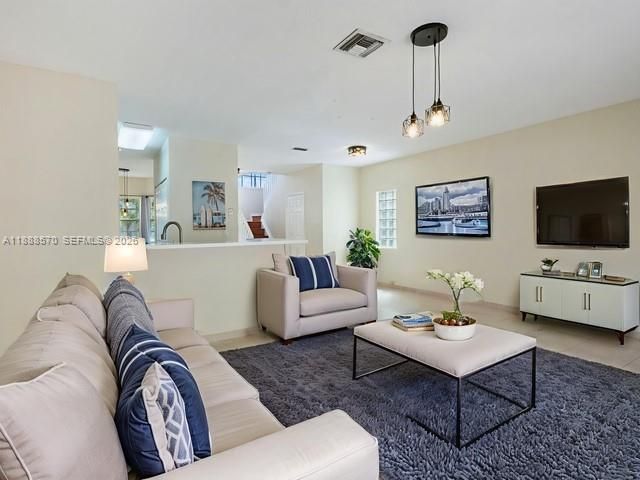 16111 NE Emerald Cove Rd, Unit 16111, Weston, FL 33331 Photo