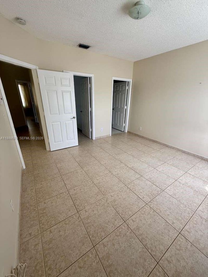 16111 NE Emerald Cove Rd, Unit 16111, Weston, FL 33331 Photo