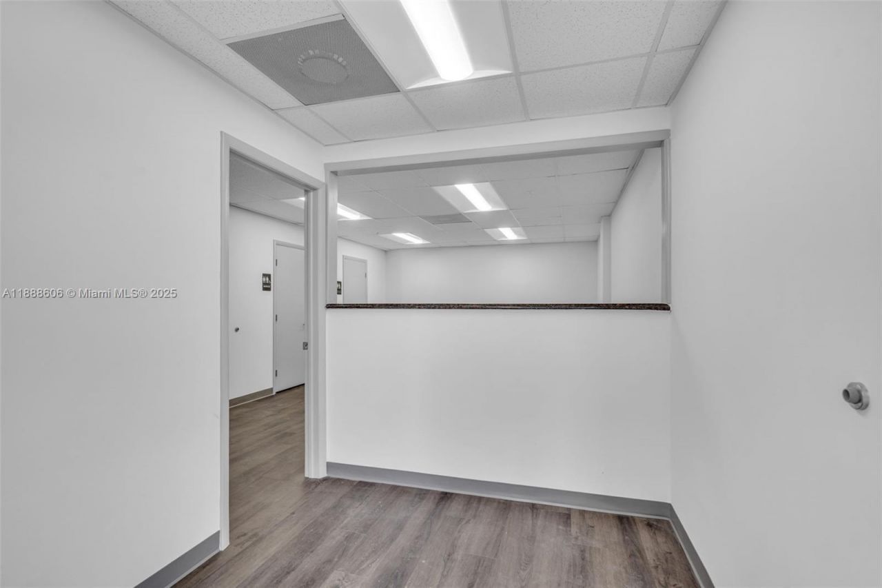 333 W 75th Pl, Unit 1D, Hialeah, FL 33014 Photo