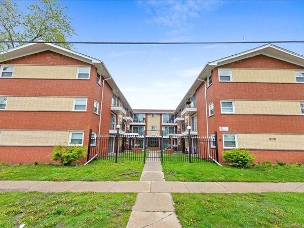 14121 S Stewart Avenue, Riverdale, IL 60827