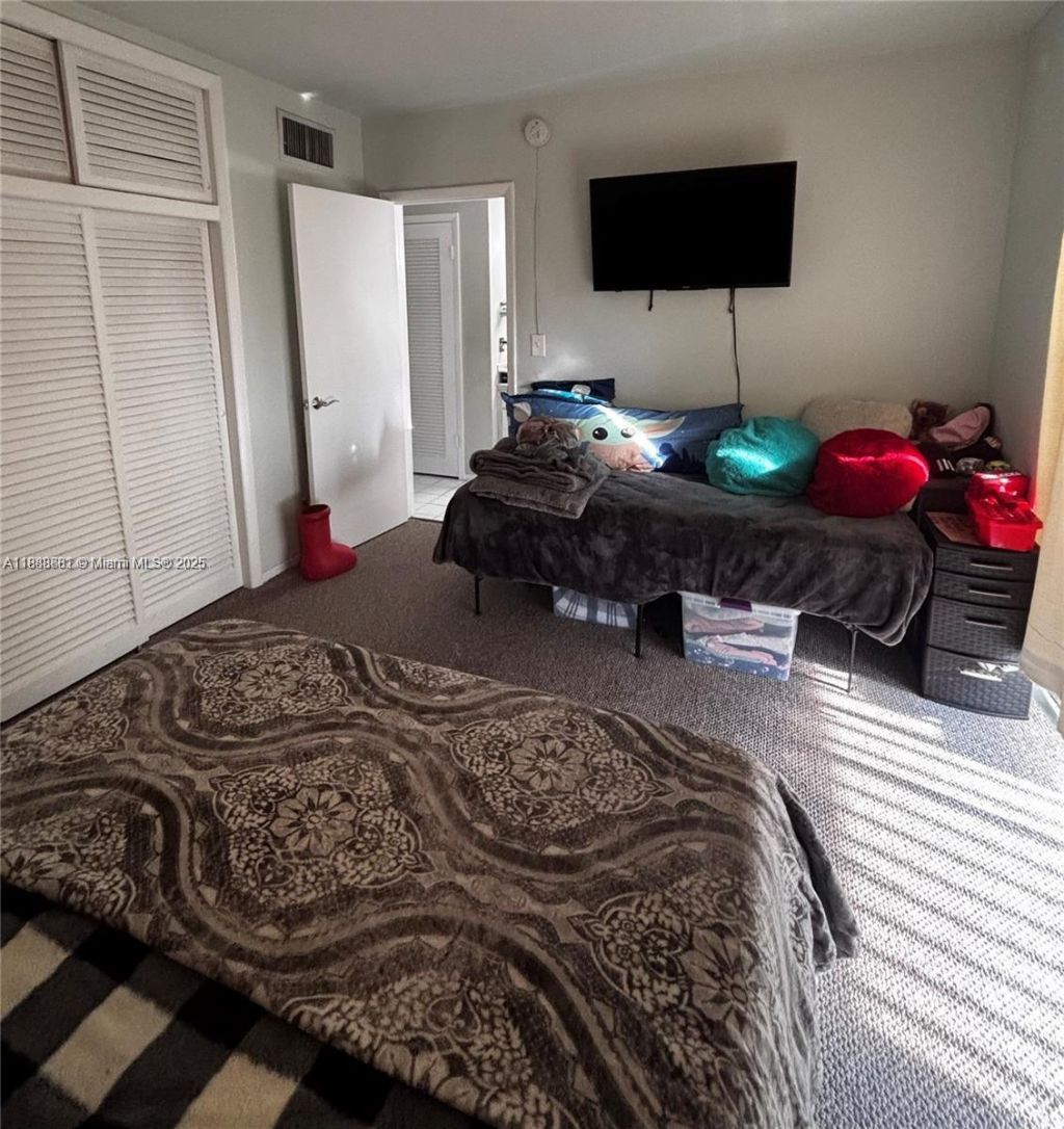 7505 SW 82nd St, Unit 318, Miami, FL 33143 Photo