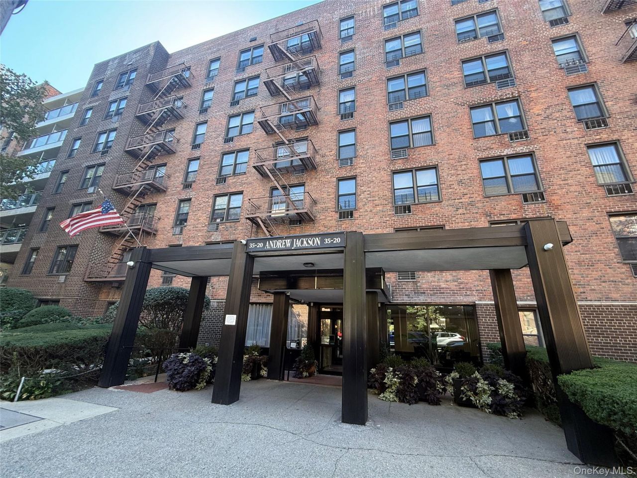 35-20 Leverich Street, Unit 524, Jackson Heights, NY 11372 Main Photo