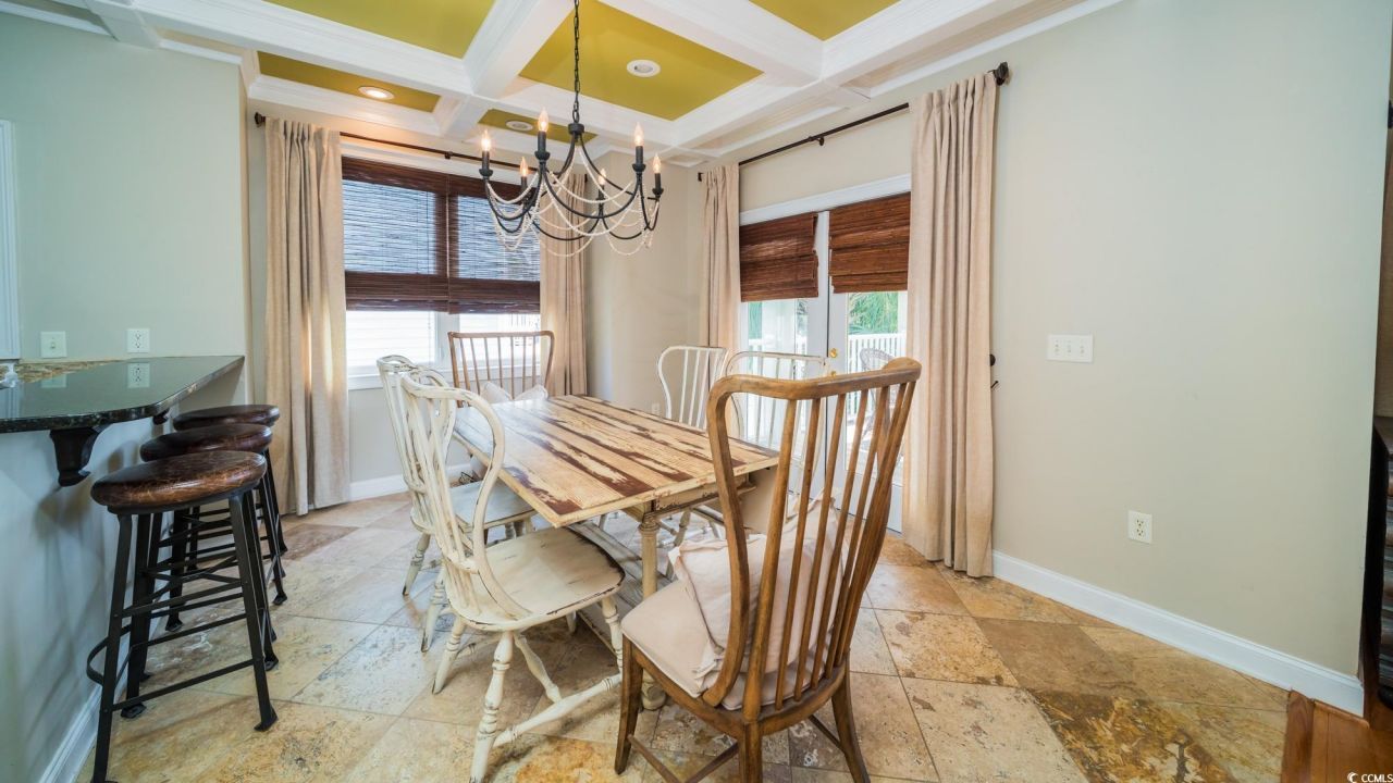 1011 Clubhouse Dr. Photo 12