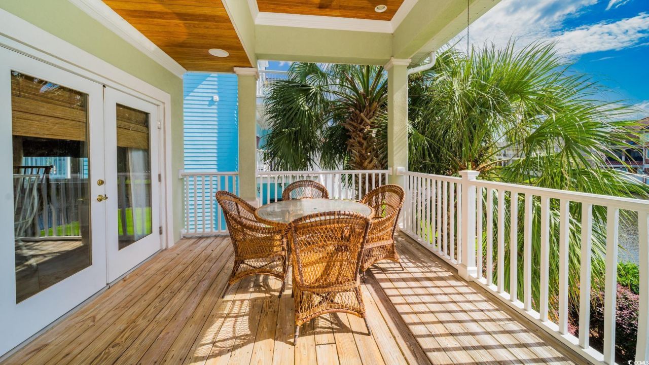 1011 Clubhouse Dr. Photo 25