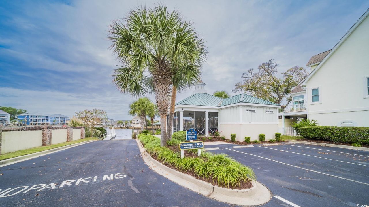 1011 Clubhouse Dr. Photo 8