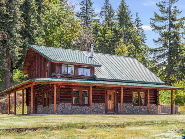 3805 Briar Knob Lp NE, Scotts Mills, OR 97375