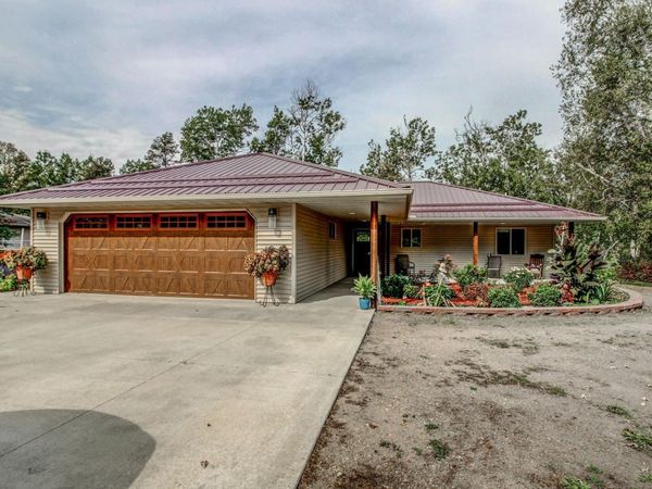 851 E Blueberry River Drive, Menahga, MN 56464