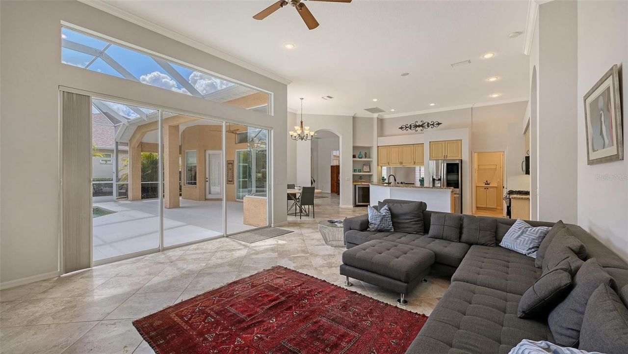 8122 Spring Marsh Drive, Bradenton, FL 34201 Photo