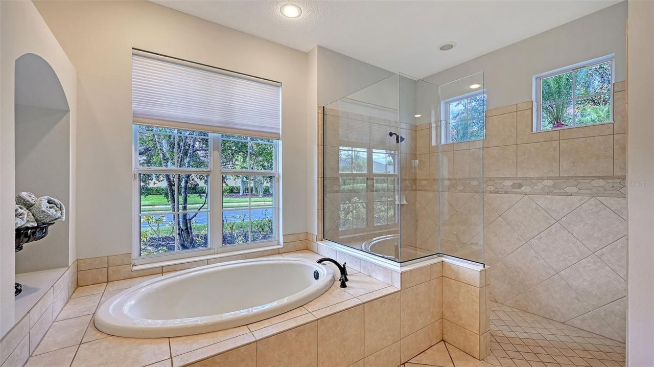 8122 Spring Marsh Drive, Bradenton, FL 34201 Photo