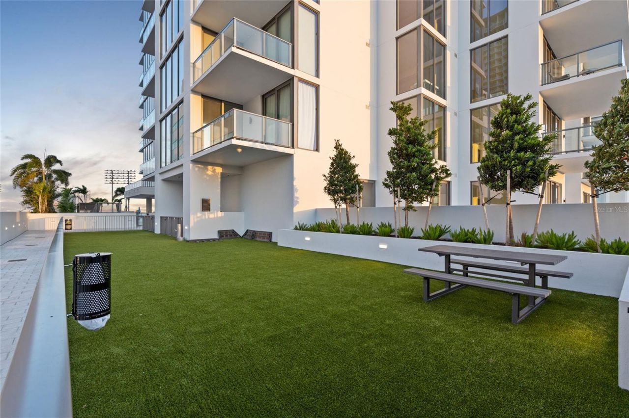 301 1st Street S, Unit 803, Saint Petersburg, FL 33701 Photo