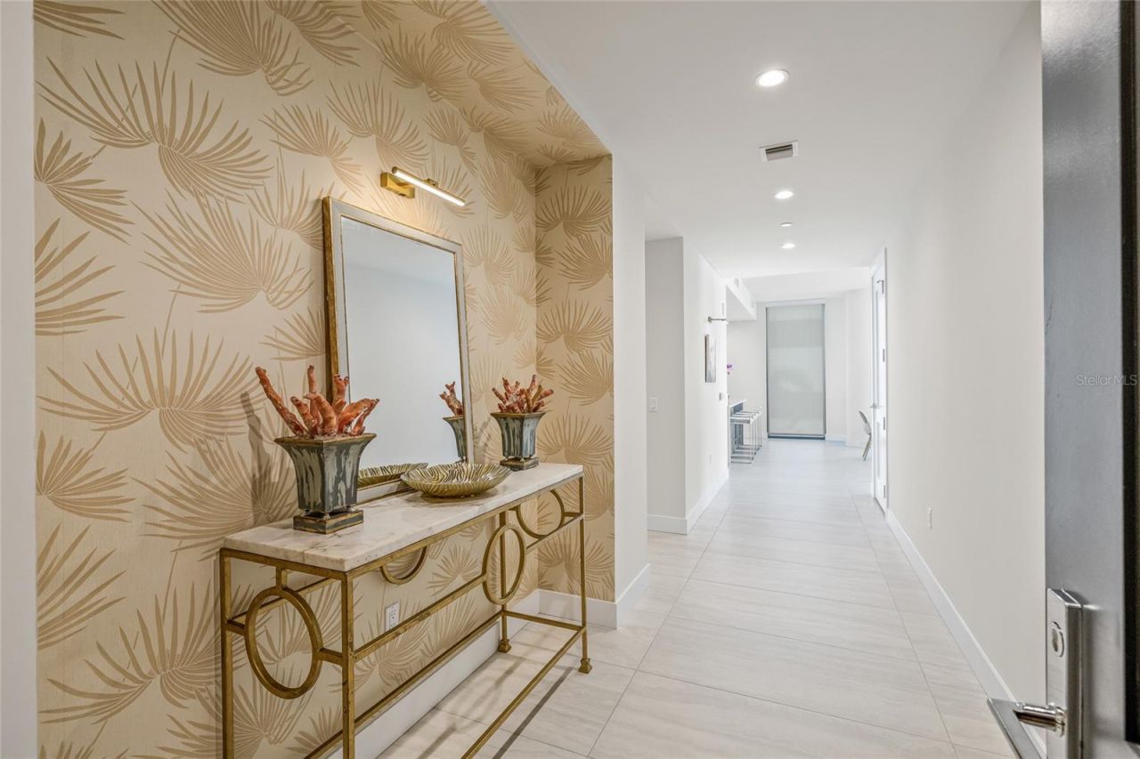 301 1st Street S, Unit 803, Saint Petersburg, FL 33701 Photo