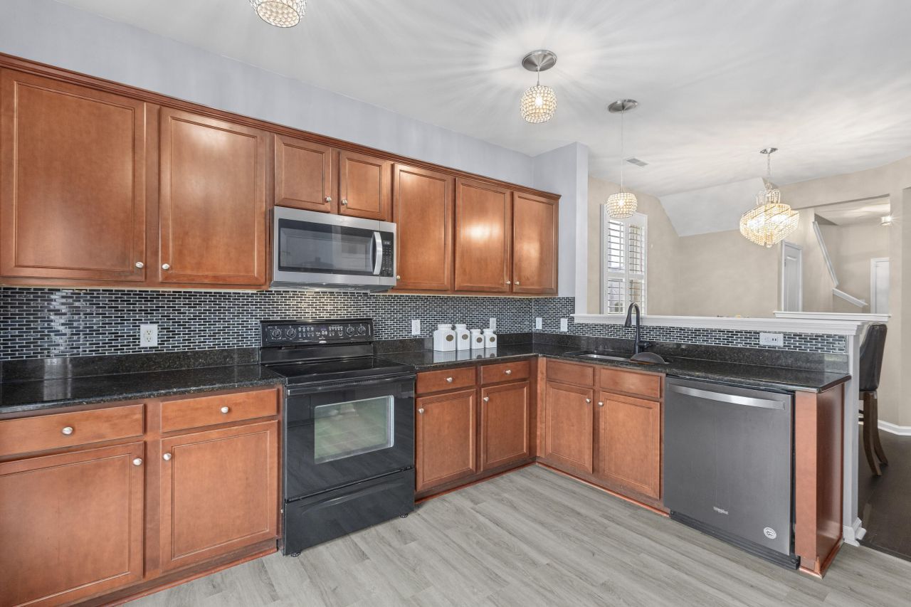 601 Watershed Drive Photo 6