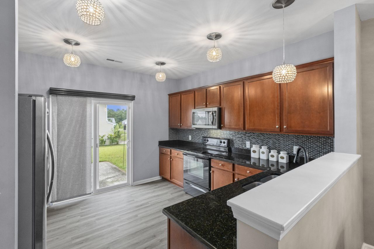 601 Watershed Drive Photo 7