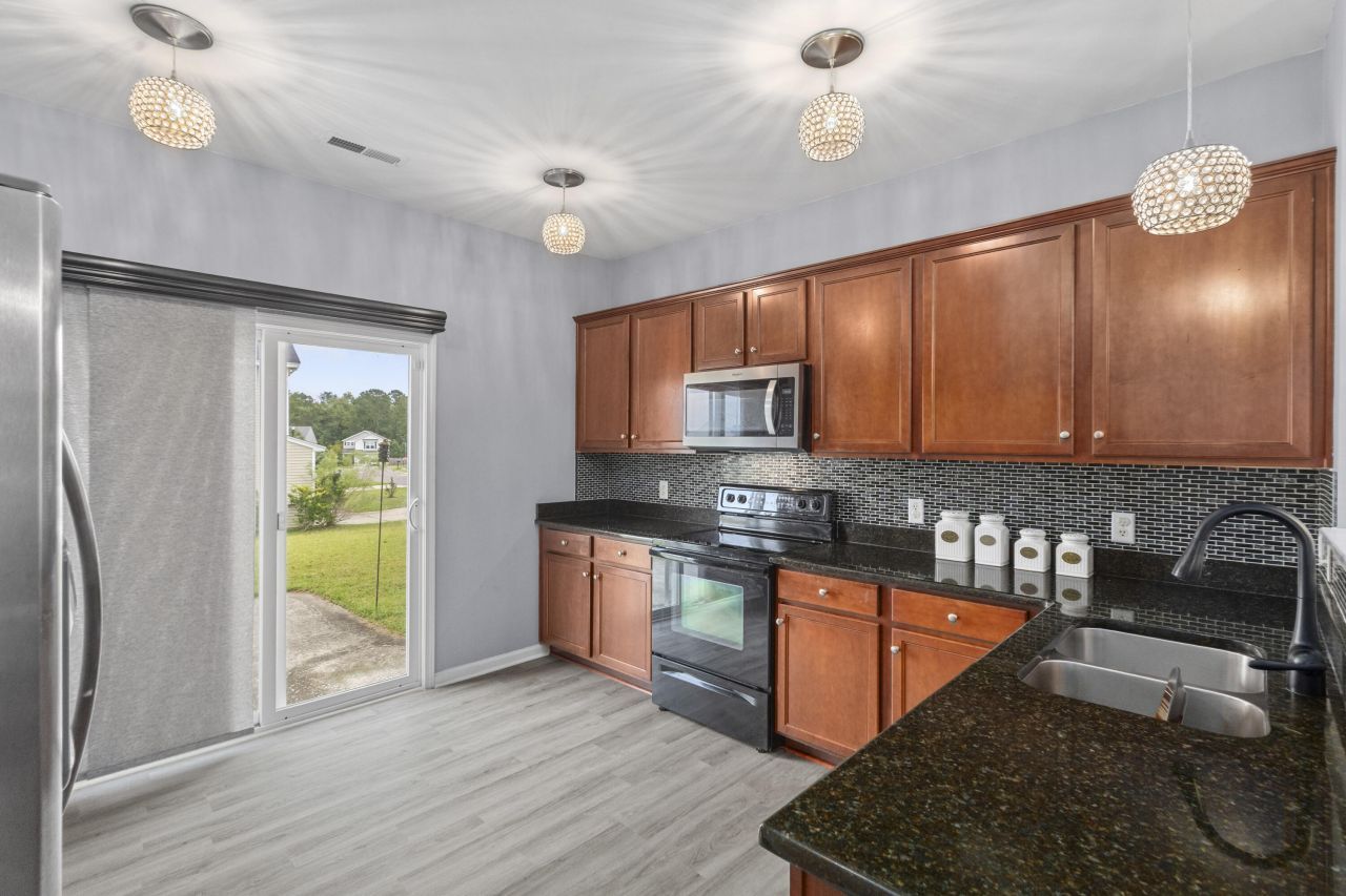 601 Watershed Drive Photo 8