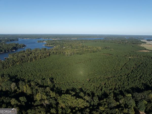 0313 W Lakeview Drive NE, Milledgeville, GA 31061