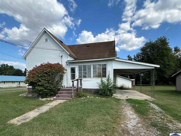 489 NE 11th Street, Linton, IN 47441