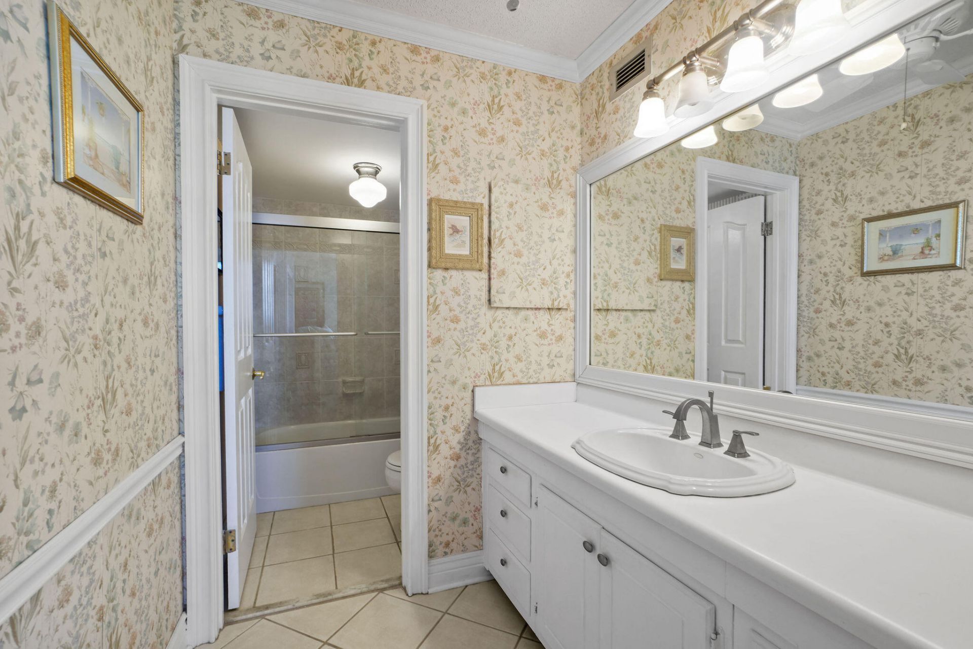 9940 S Ocean Drive, Unit 907, Jensen Beach, FL 34957 Photo